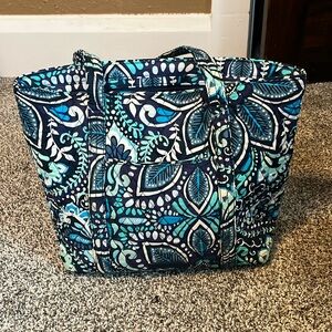 Vera Bradley purse/wallett